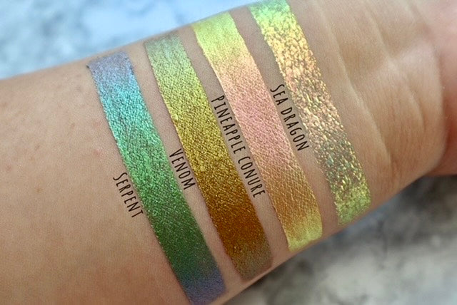 Sparkly Gold Metallic Liquid Eyeshadow & Lipstick Glitter Topper