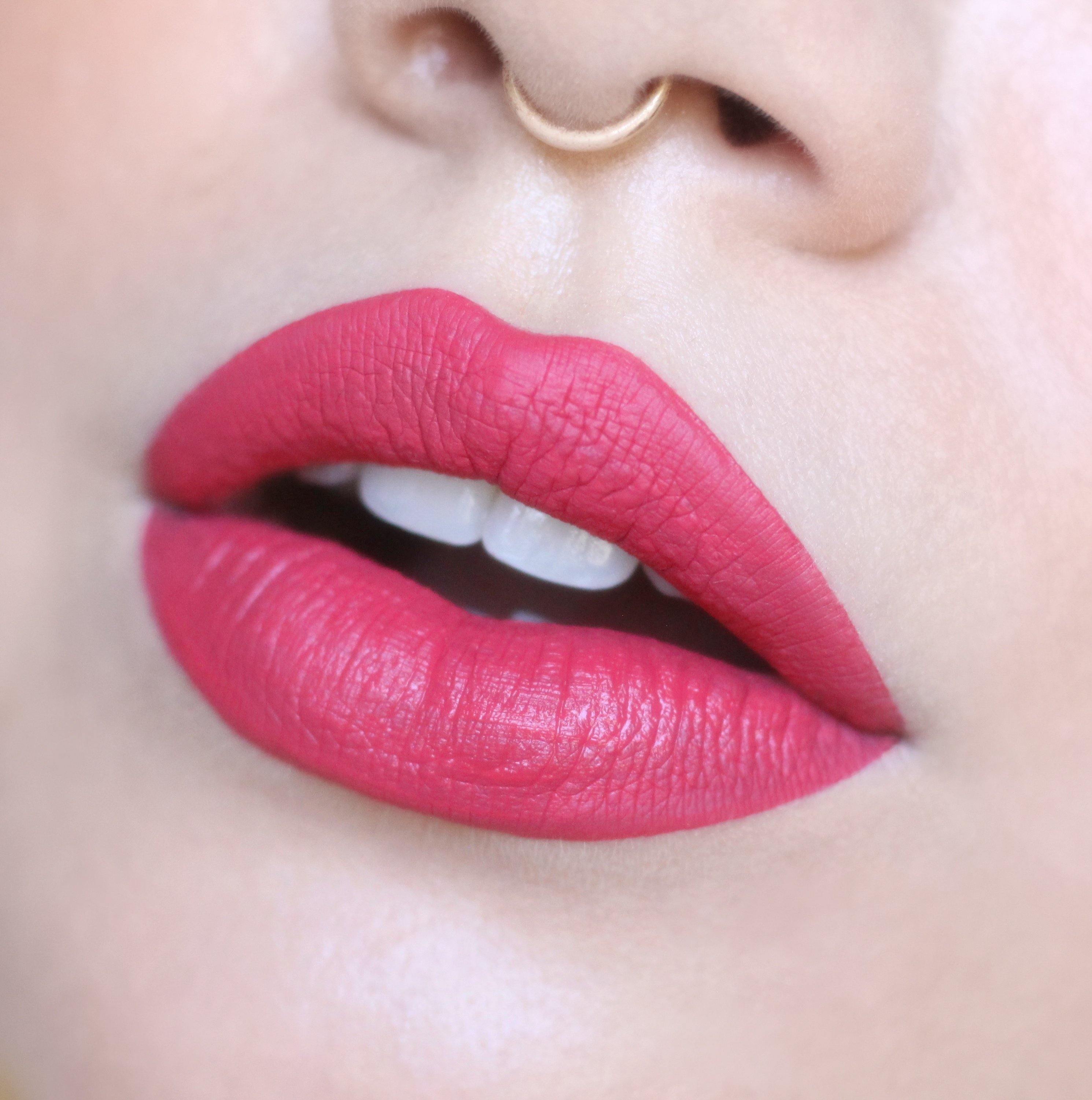 Hungry Eyes Velvet Matte Liquid Lipstick